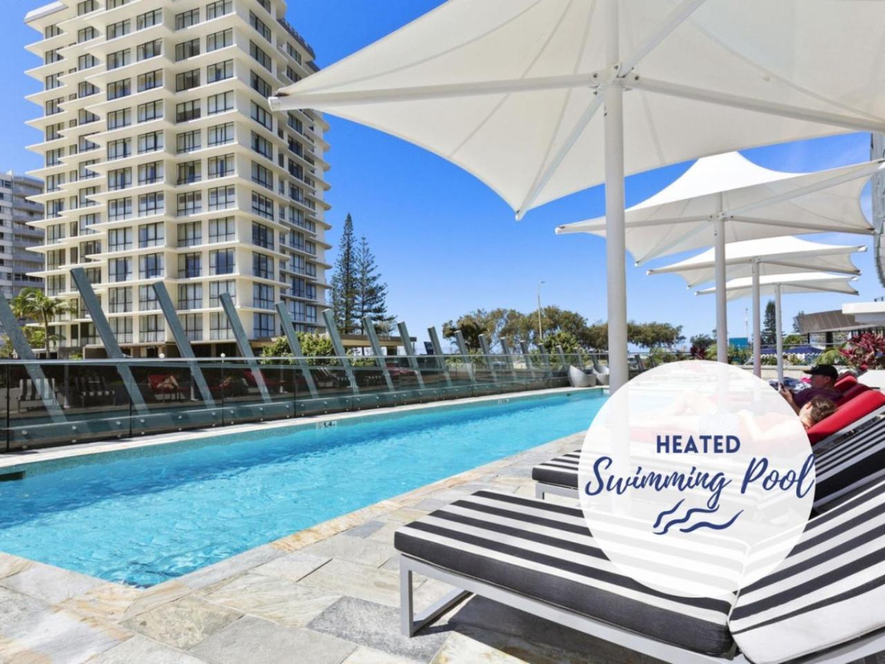 Apartment The Coastline - Beachfront Ocean Skyline View With Pool And Parkng Gold Coast